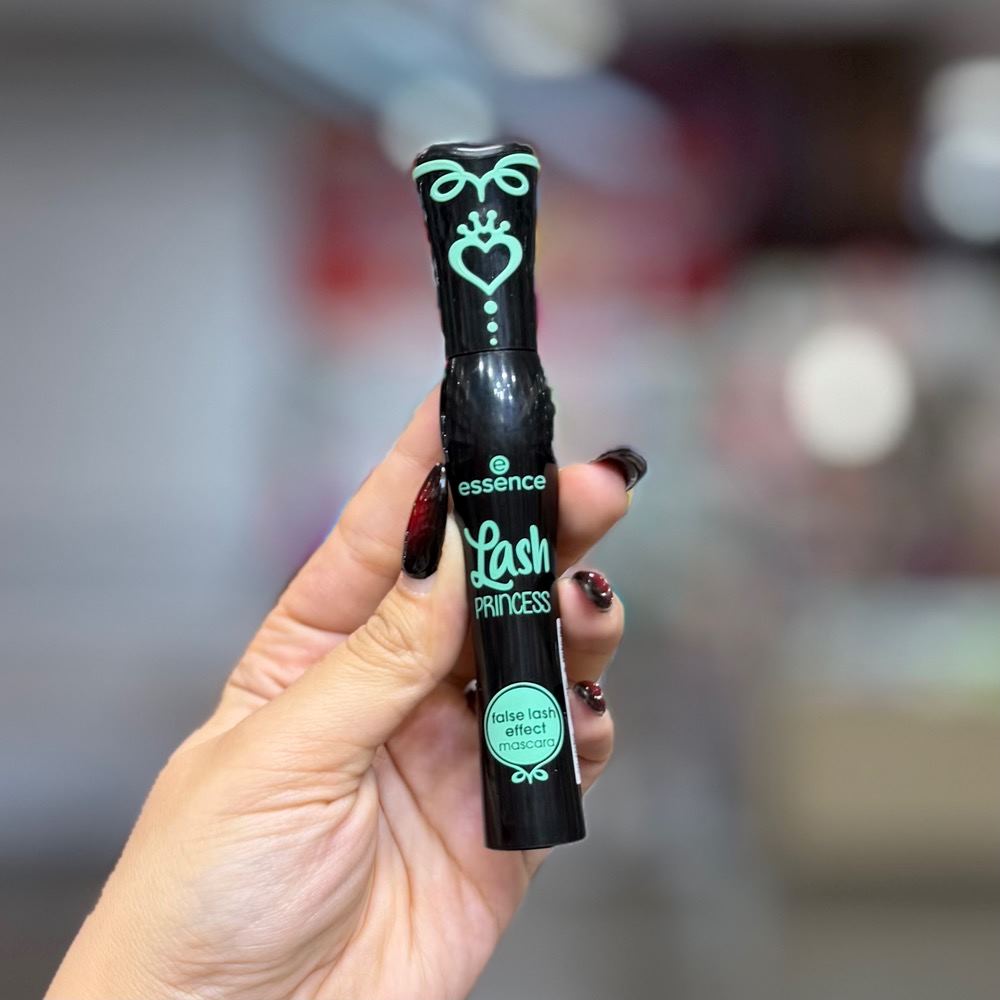 ریمل اسنس لش پرنسس مدل FALSE LASH EFFECT – حجم‌دهنده فوق‌العاده